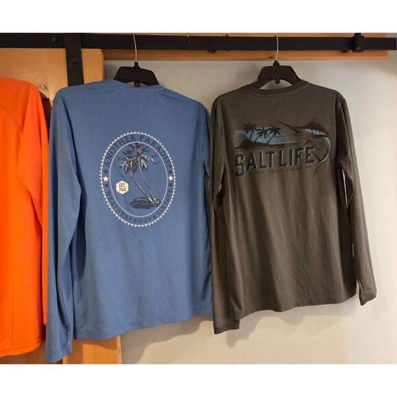 Lot of 4 Fishing Shirts Size S M & XL Realtree Salt Life Long Sleeve Graphics - Picture 5 of 16